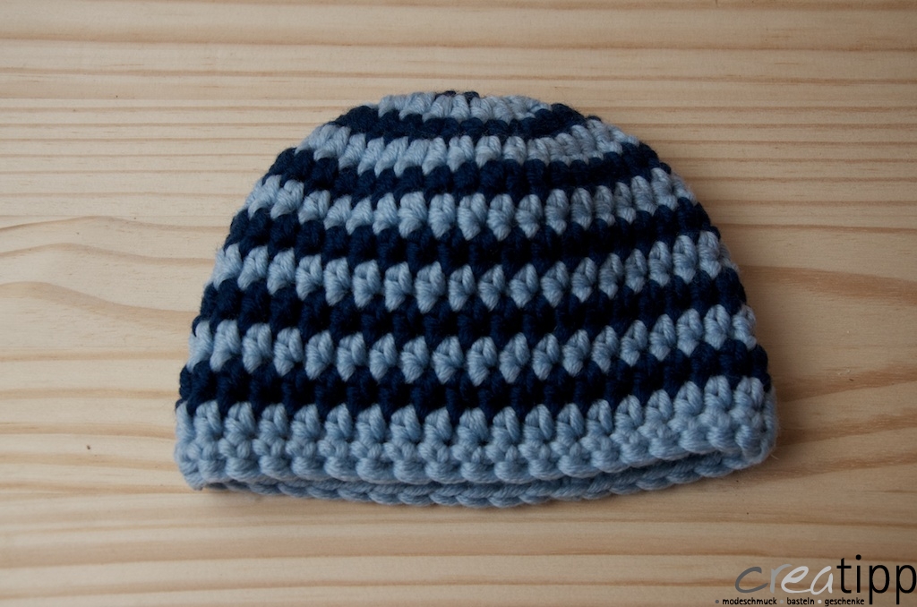 Mütze zweifarbig eisblau-marine