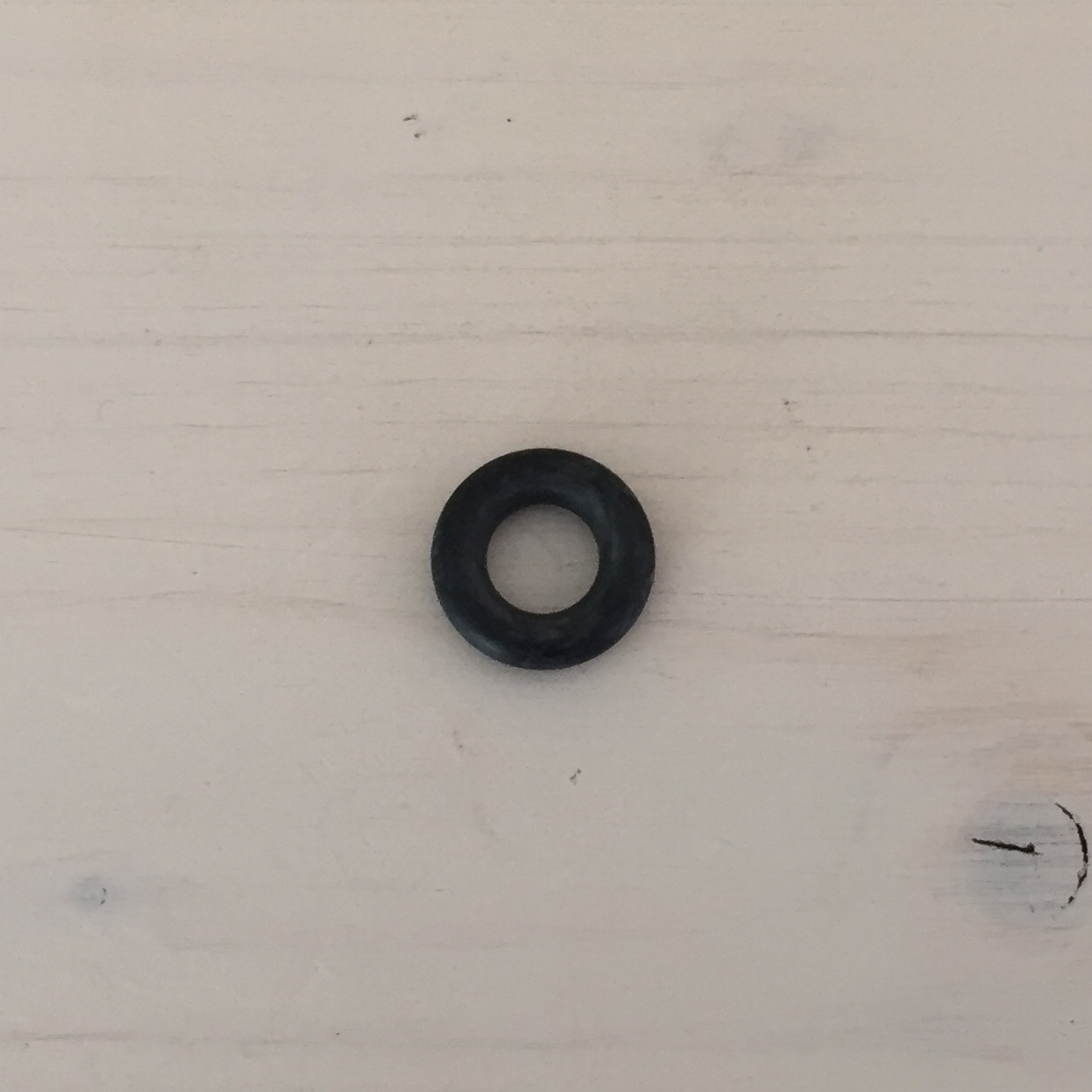 O-Ringli für Schwarzmetall-Ständer "Simpel"