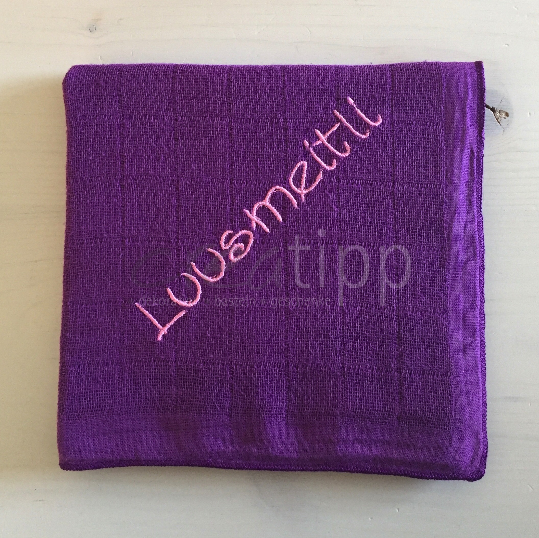 Fixfertig bestickte Nuscheli – Bild 3