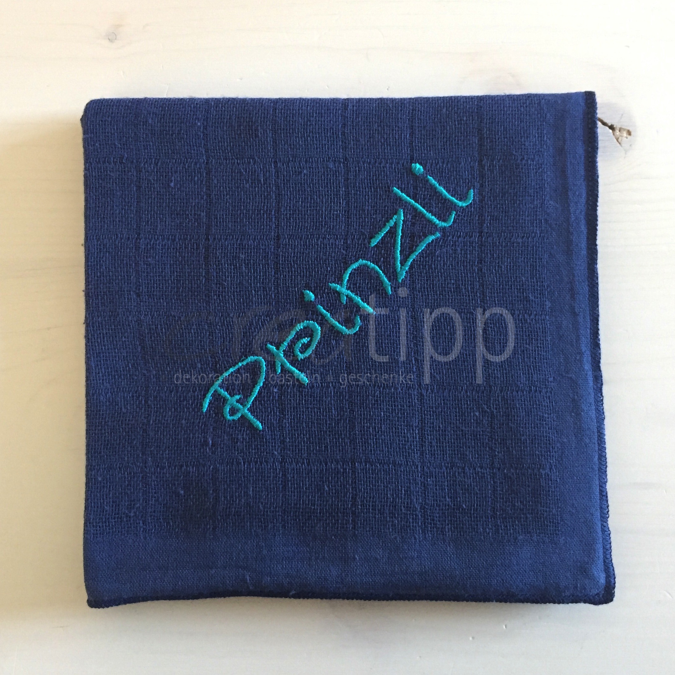 Fixfertig bestickte Nuscheli – Bild 12