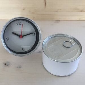 Uhr in Dose