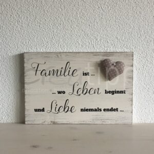 Familie ist ..., crème (mit Stoffherz taupe)
