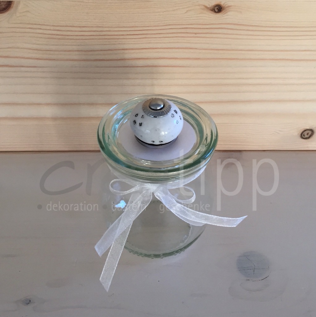 Tulpenform klein (220 ml) mit Shabby-chic-Knopf weiss