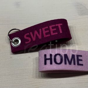 Schlüsselanhänger "Sweet Home", aubergine